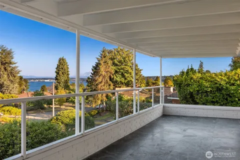 $2,370,000 | 6070 Seward Park Avenue South, Seattle, WA 98118