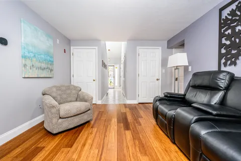 $579,000 | 21 Rolling Green Lane, Mashpee, MA 02649