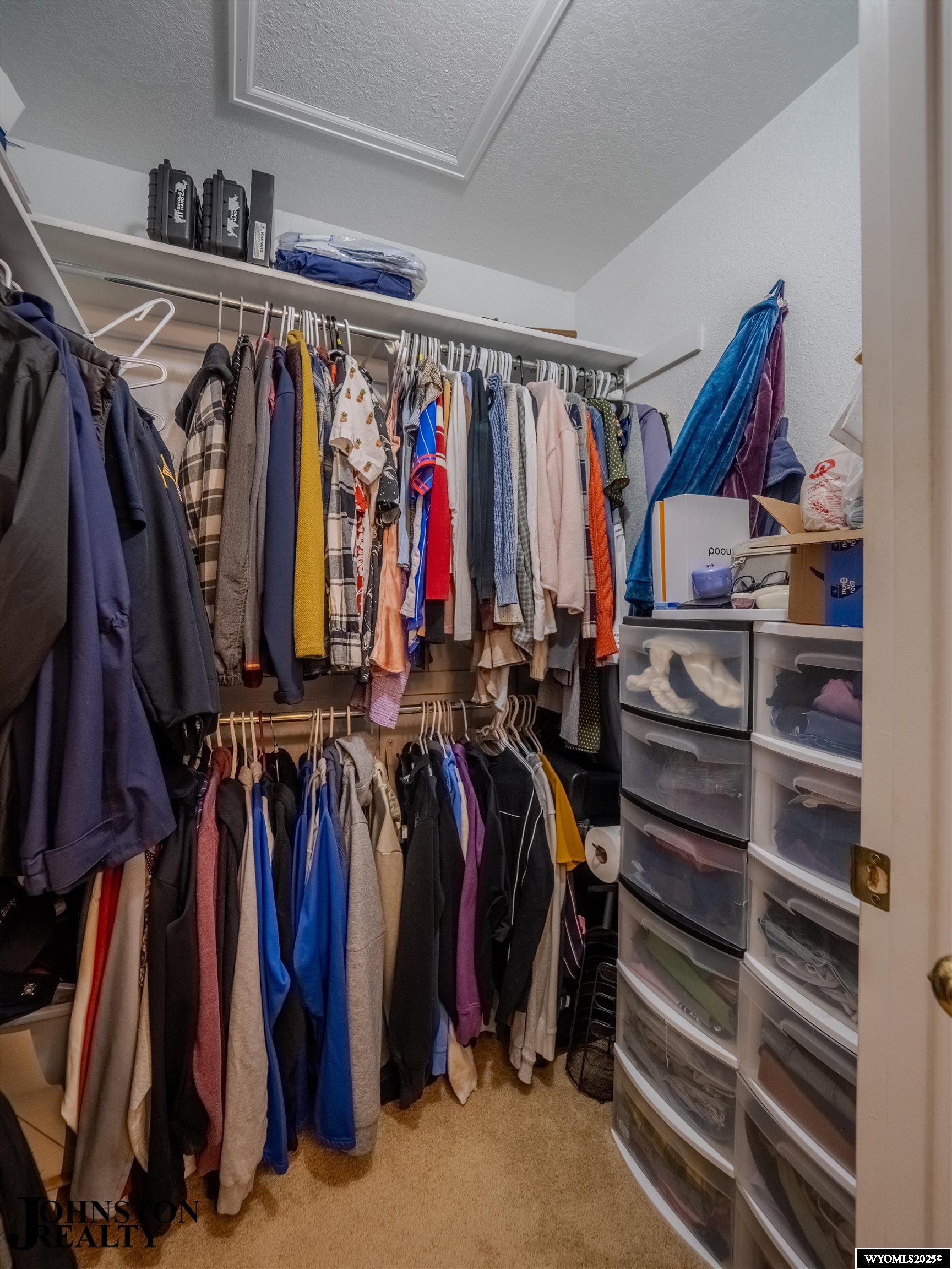 208 Bow Street Douglas, WY 82633 - Photo 20 of 49