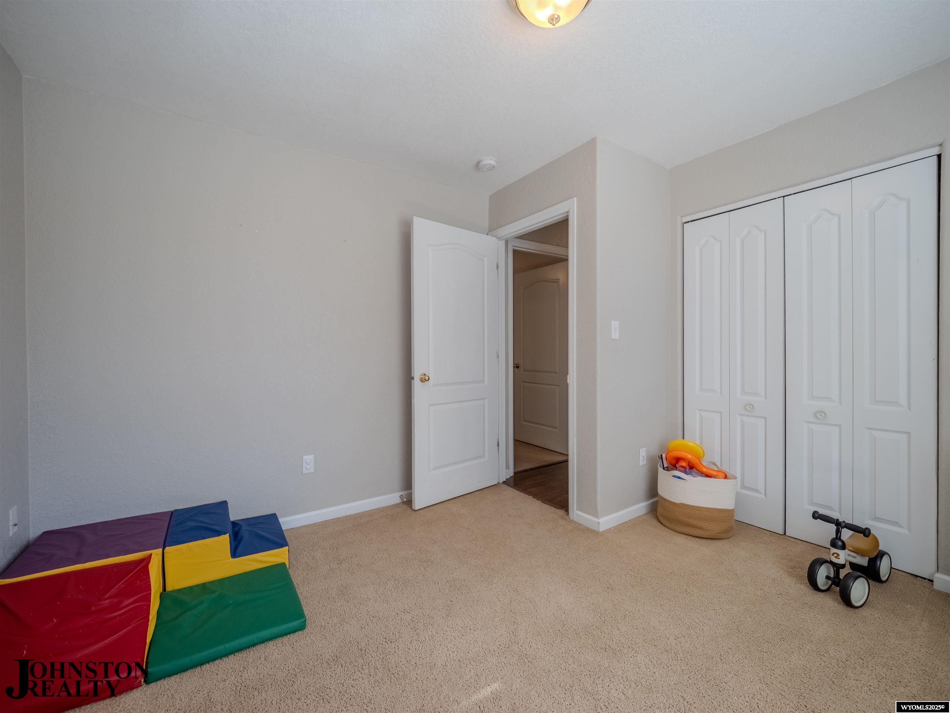 208 Bow Street Douglas, WY 82633 - Photo 27 of 49