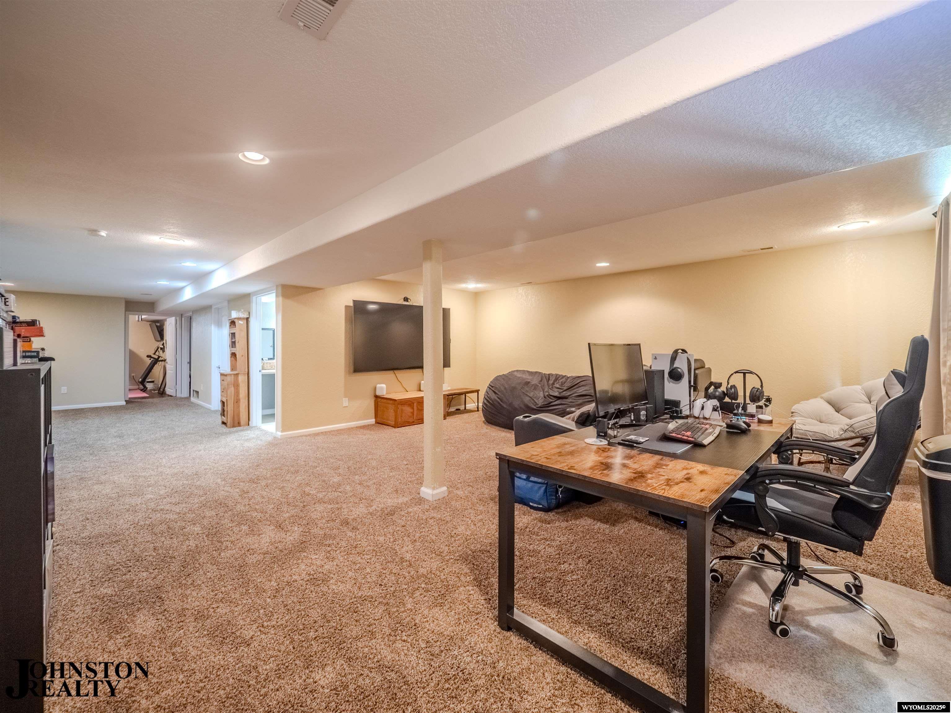 208 Bow Street Douglas, WY 82633 - Photo 28 of 49