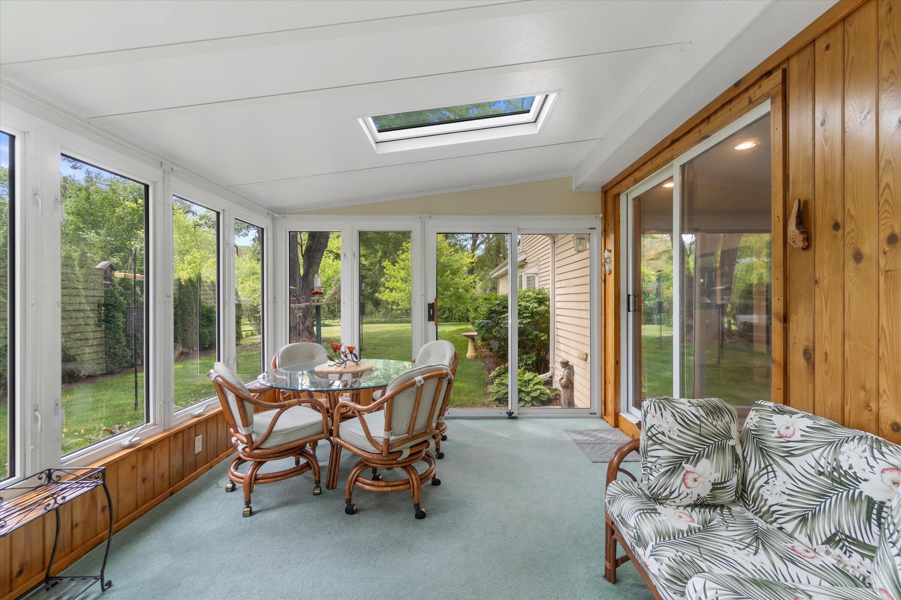 15655 Monet Court Brookfield, WI 53005 - Photo 23 of 60 41-DSC05328