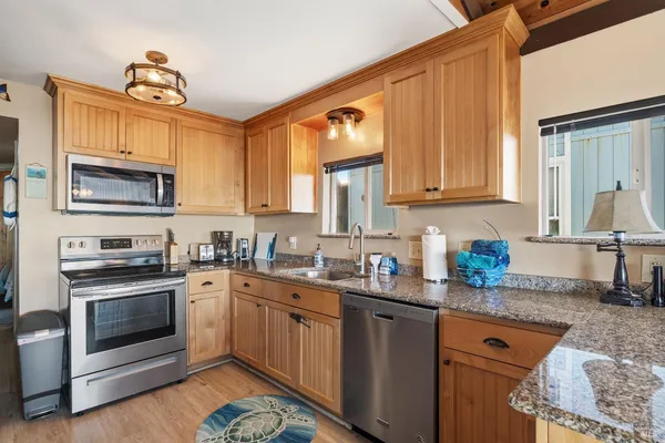$1,075,000 | 38 Ocean View Avenue, Dillon Beach, CA 94929