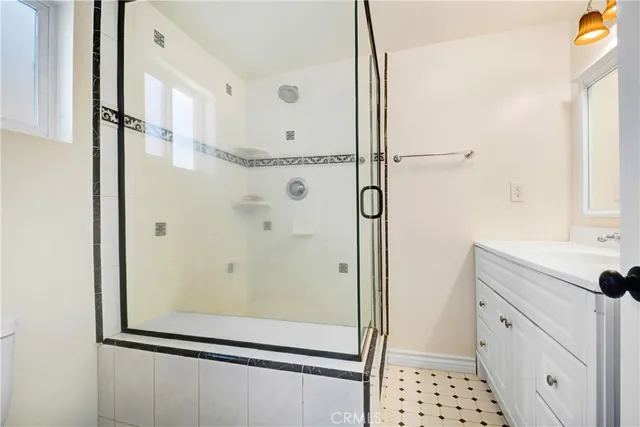 $1,195,000 | 5526 West 117th Street, Inglewood, CA 90304