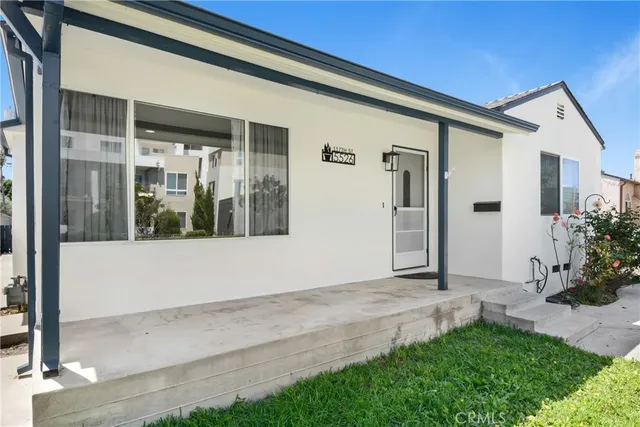 $1,195,000 | 5526 West 117th Street, Inglewood, CA 90304