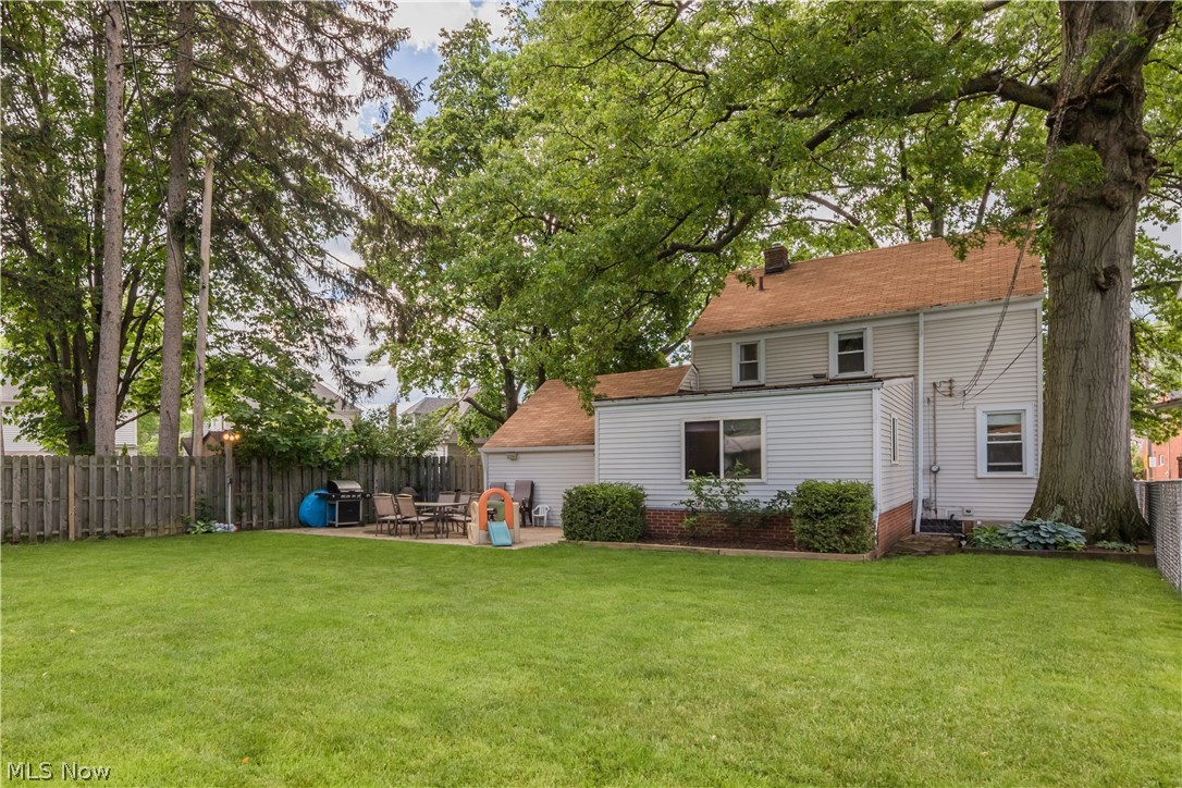3475 Doris Road Cleveland, OH 44111 - Photo 13 of 26 Gallery Image 13