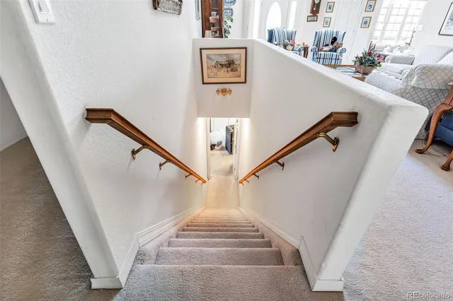 a view of entryway and hall
