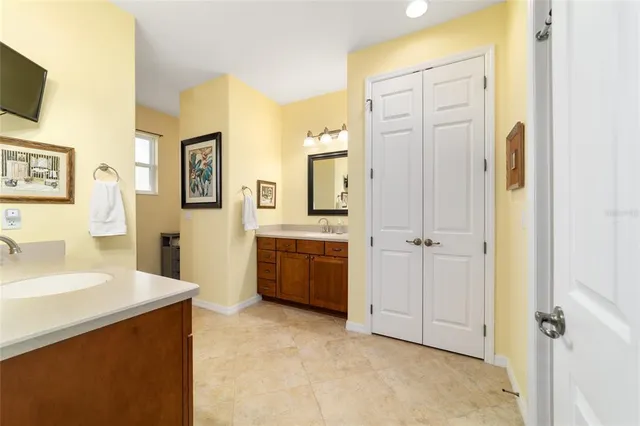 $369,900 | 9811 Southwest 95th Loop, Ocala, FL 34481