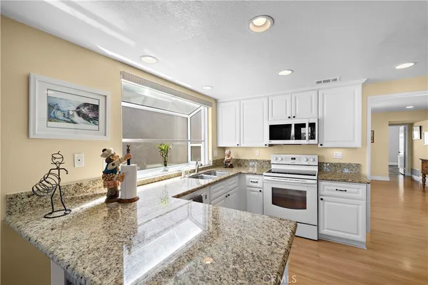 $1,024,900 | 28418 Buena Vista, Mission Viejo, CA 92692