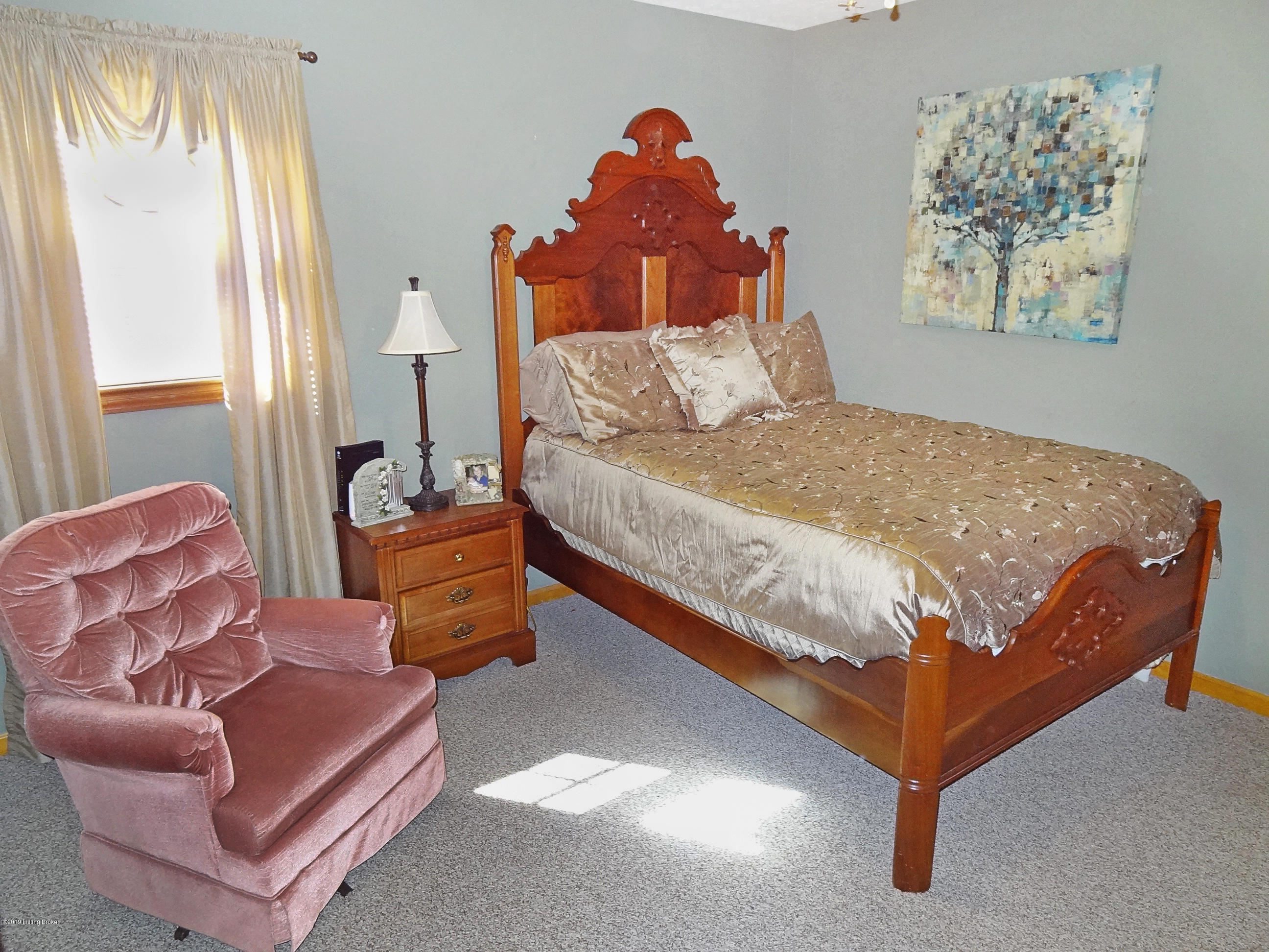 4631 Dover Road Louisville, KY 40216 - Photo 13 of 31 DSC07058