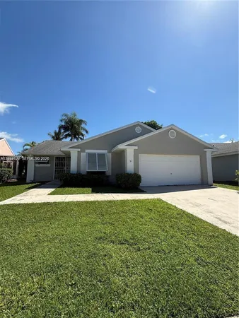 $2,400 | 665 Southeast 25th Lane, Unit 665, Homestead, FL 33033