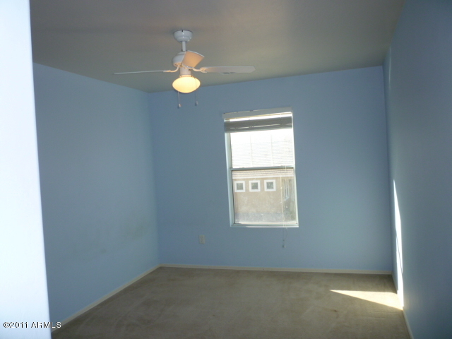 4234 West Carter Road Phoenix, AZ 85041 - Photo 16 of 25 023-172090 - Bedroom 3