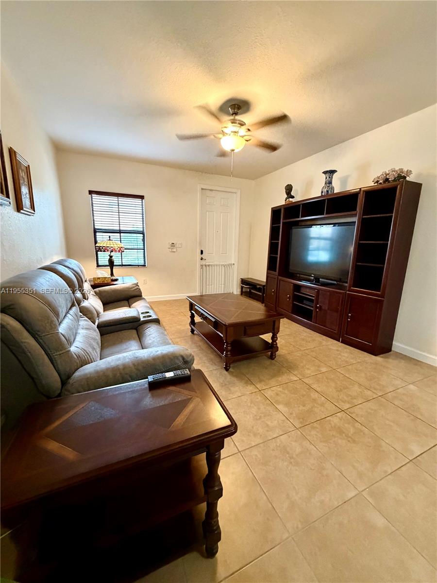 8875 Southwest 227th Terrace Cutler Bay, FL 33190 - Photo 15 of 48