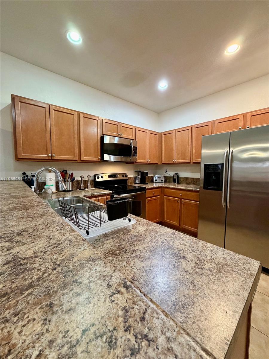 8875 Southwest 227th Terrace Cutler Bay, FL 33190 - Photo 19 of 48