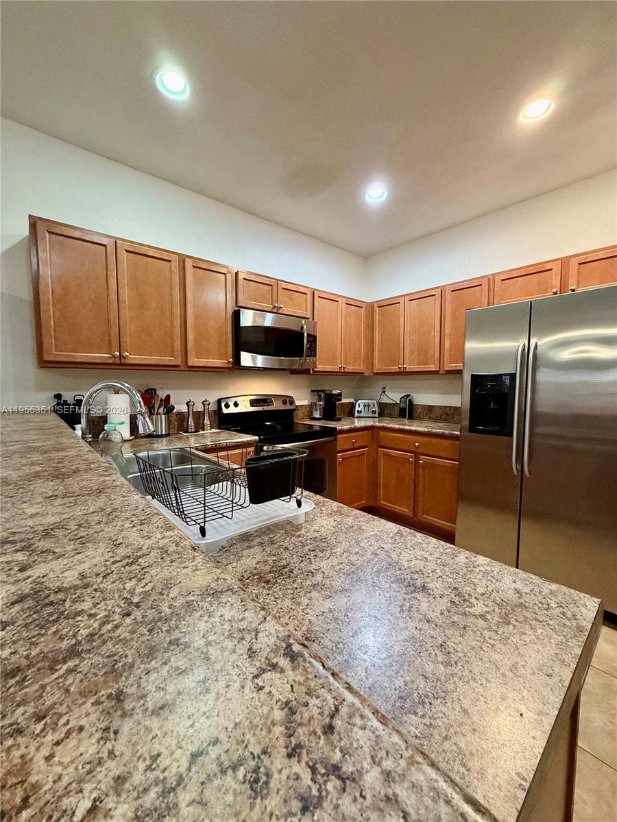 8875 Southwest 227th Terrace Cutler Bay, FL 33190 - Photo 20 of 48