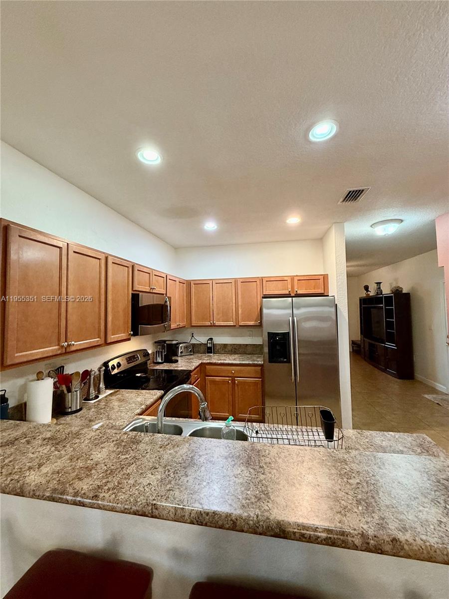 8875 Southwest 227th Terrace Cutler Bay, FL 33190 - Photo 21 of 48