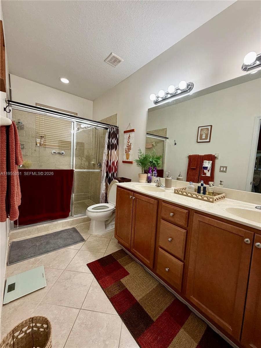 8875 Southwest 227th Terrace Cutler Bay, FL 33190 - Photo 37 of 48