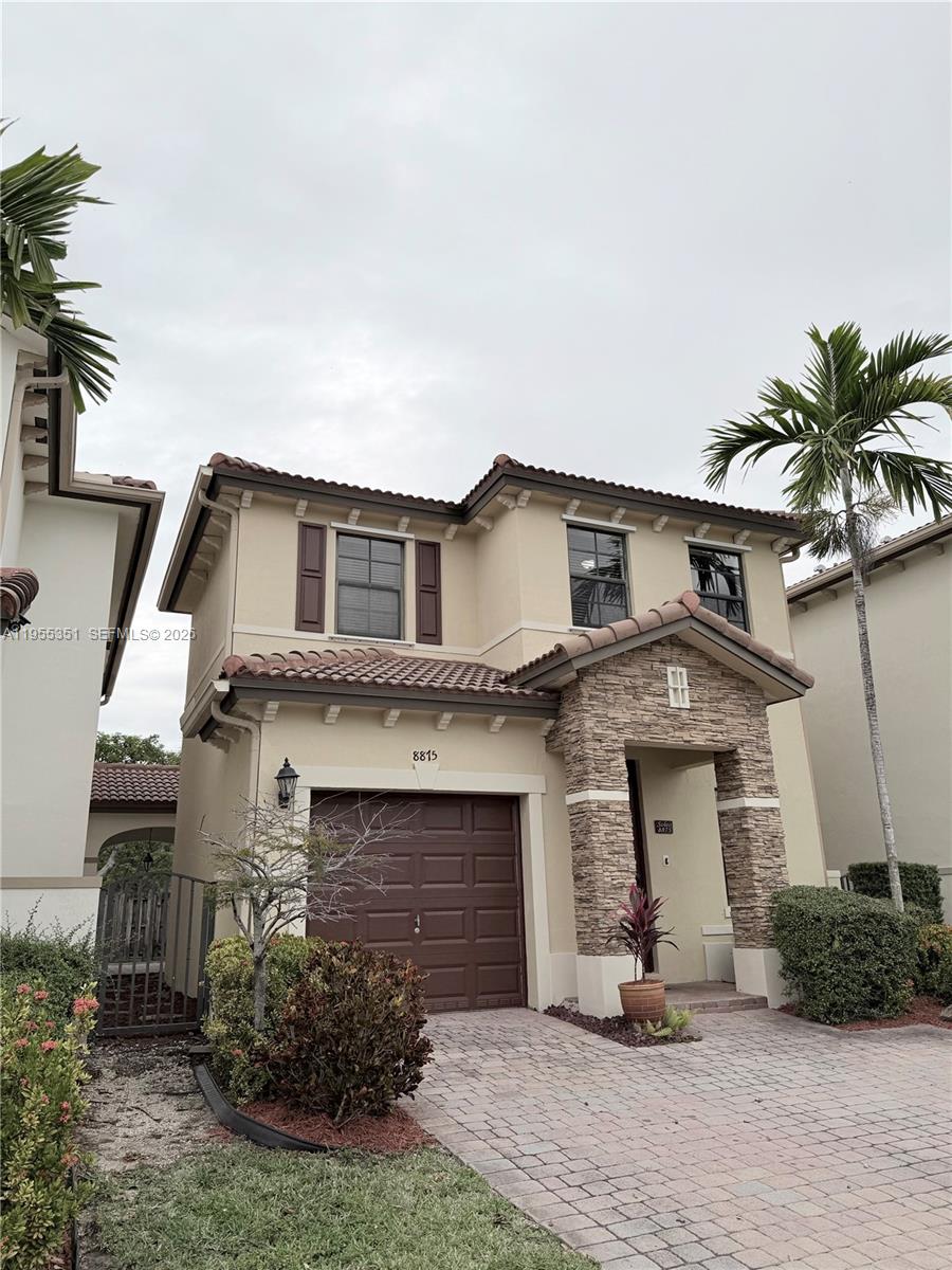 8875 Southwest 227th Terrace Cutler Bay, FL 33190 - Photo 4 of 48