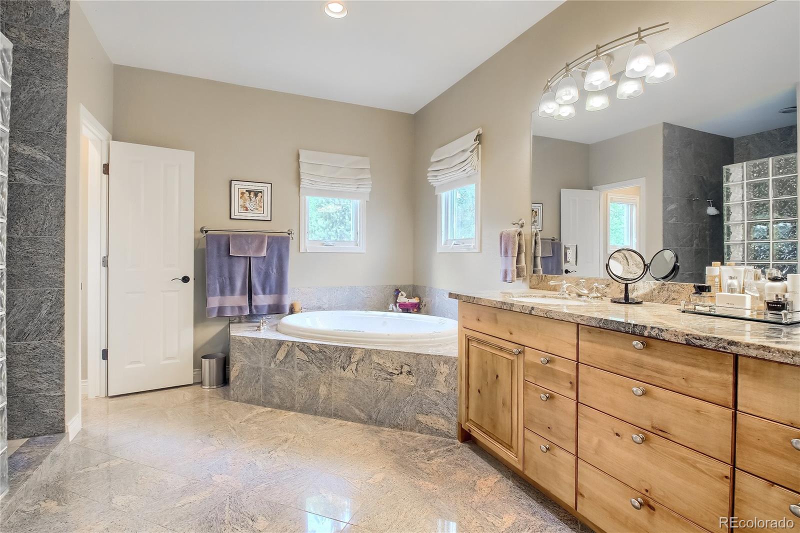 165 Monroe Street Denver, CO 80206 - Photo 25 of 38