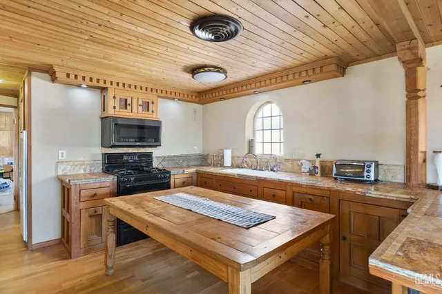 $315,000 | Undisclosed Address, Edwards, CA 93523