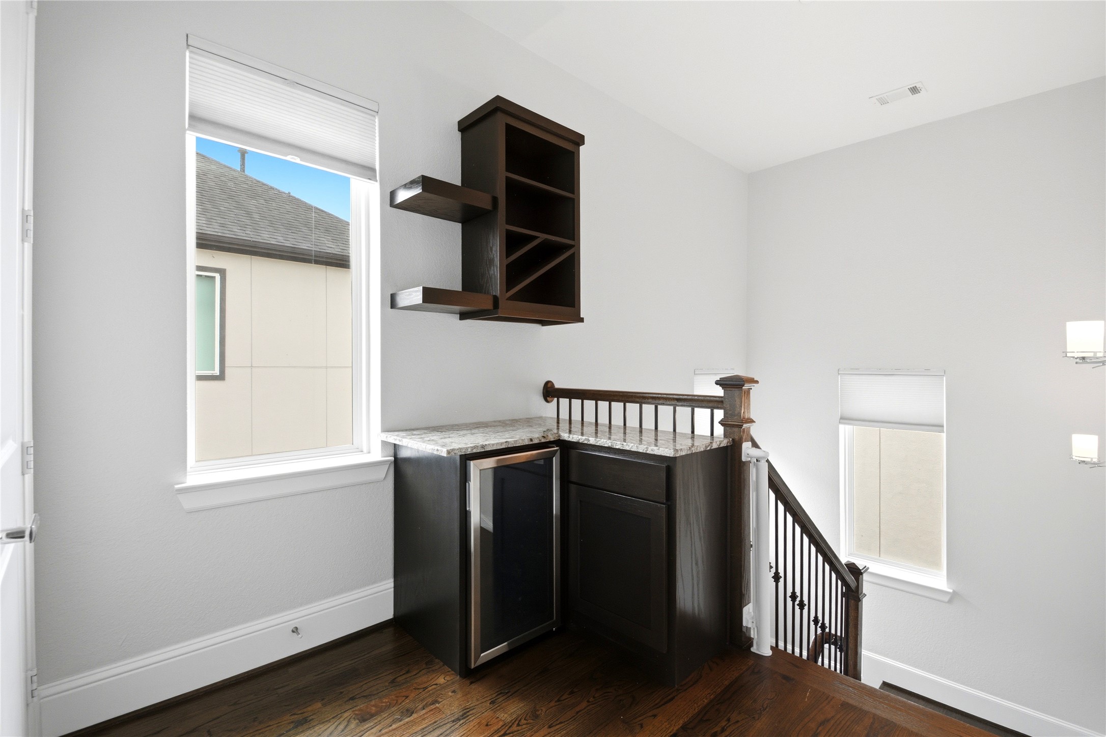 2119 Taft Street Houston, TX 77006 - Photo 21 of 50