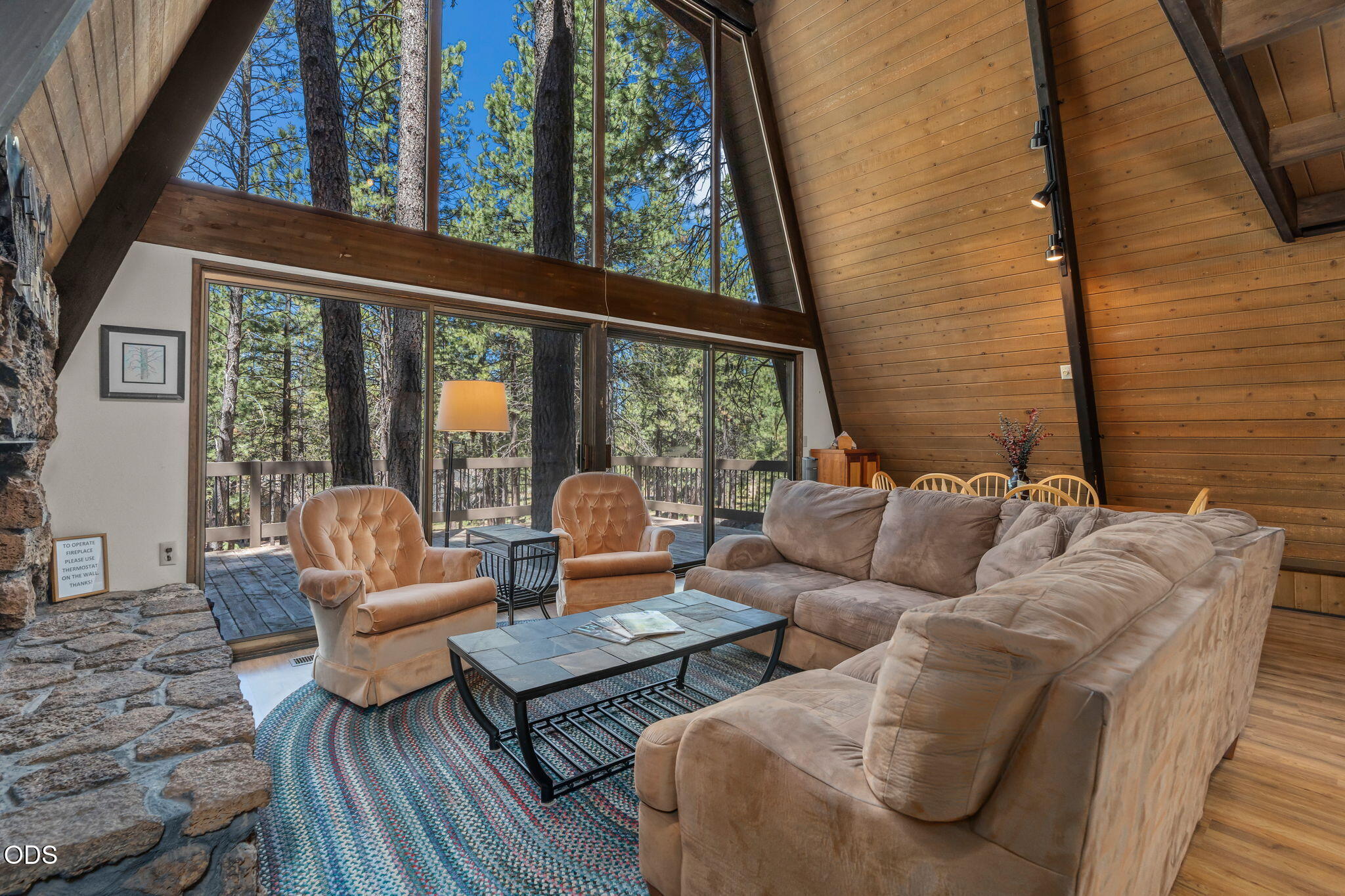57165 Mink Lane Sunriver, OR 97707 - Photo 5 of 39