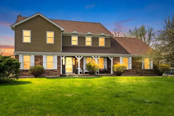 $699,900 | 8N316 McGough Road, Maple Park, IL 60151