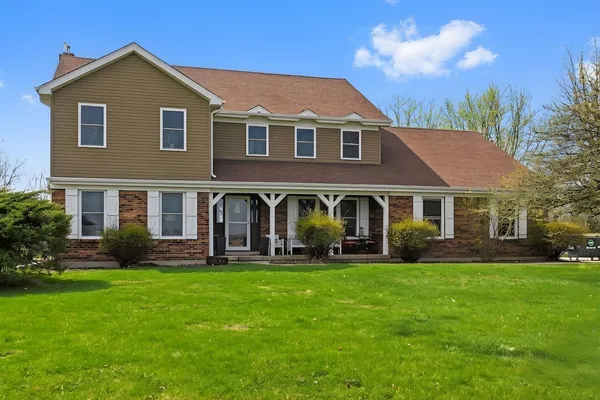 $699,900 | 8N316 McGough Road, Maple Park, IL 60151