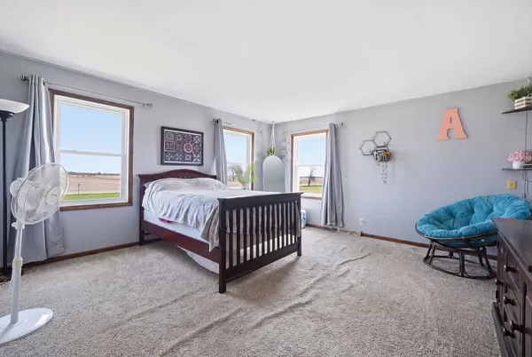 $699,900 | 8N316 McGough Road, Maple Park, IL 60151