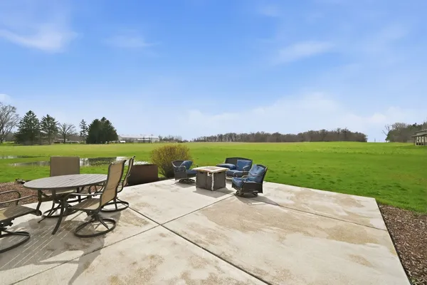 $699,900 | 8N316 McGough Road, Maple Park, IL 60151