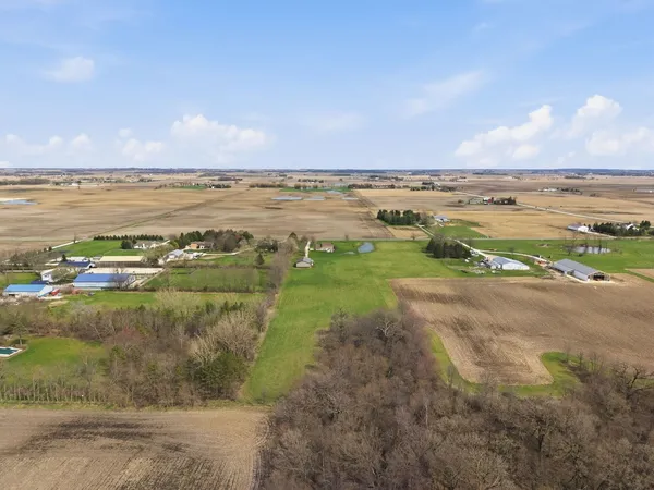 $699,900 | 8N316 McGough Road, Maple Park, IL 60151