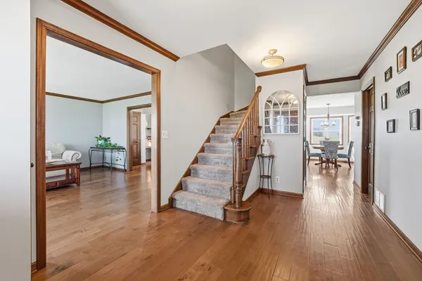 $699,900 | 8N316 McGough Road, Maple Park, IL 60151
