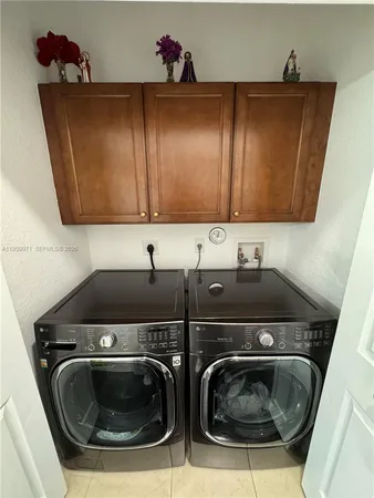 $4,000 | 8905 Northwest 98th Avenue, Unit 8905, Doral, FL 33178