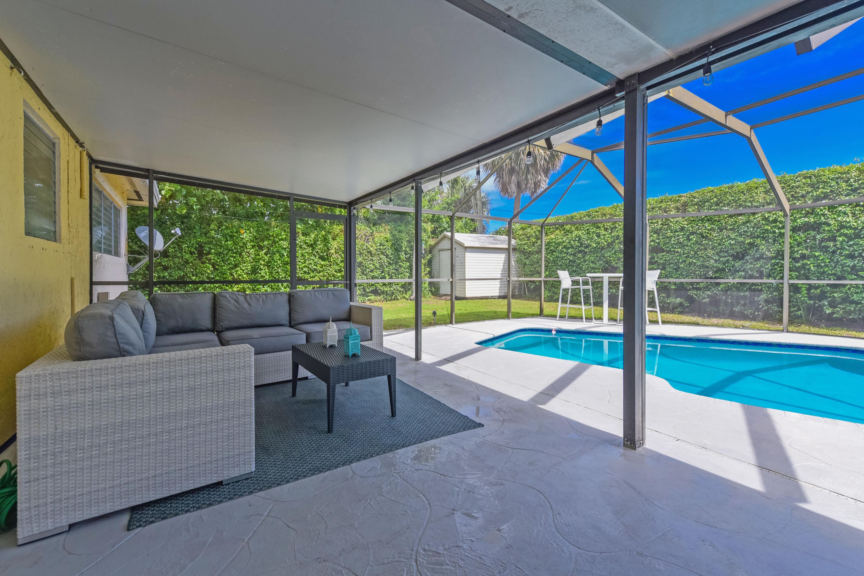 1264 Northwest 7th Street Boca Raton, FL 33486 - Photo 28 of 46 1264 NW 7th St Boca Raton FL-print-025-0