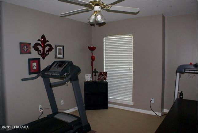 120 Longpointe Road Youngsville, LA 70592 - Photo 11 of 20 Gallery Image 11