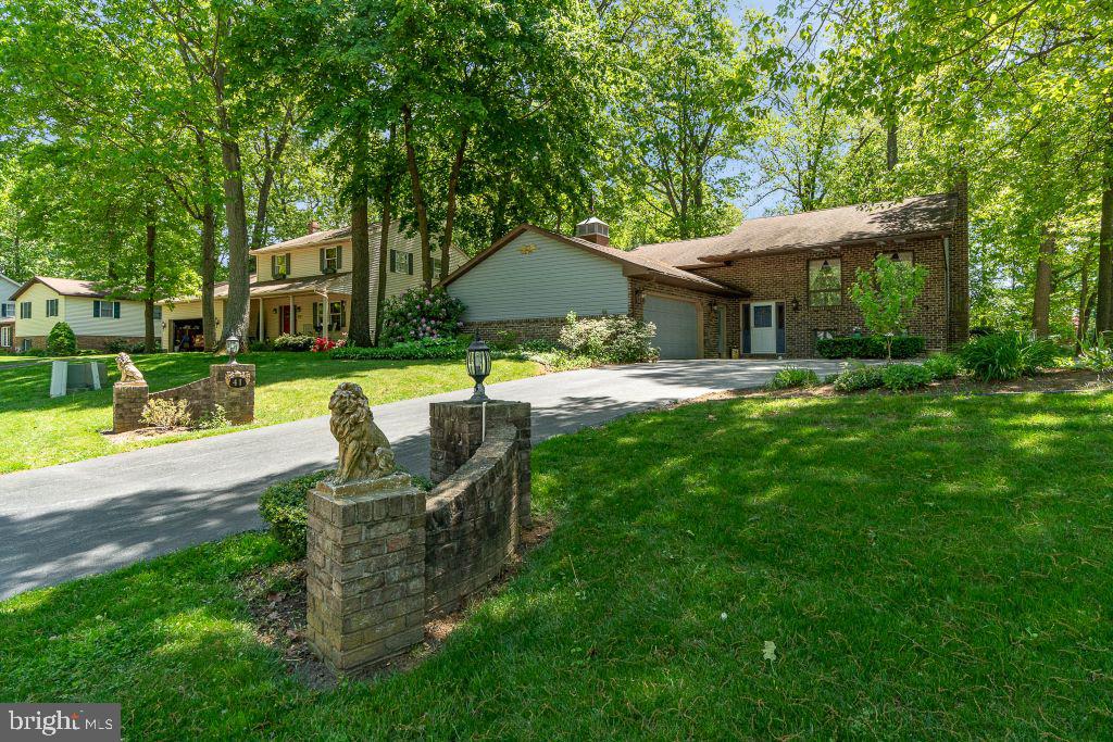 41 Timber Lane Hanover, PA 17331 - Photo 1 of 28