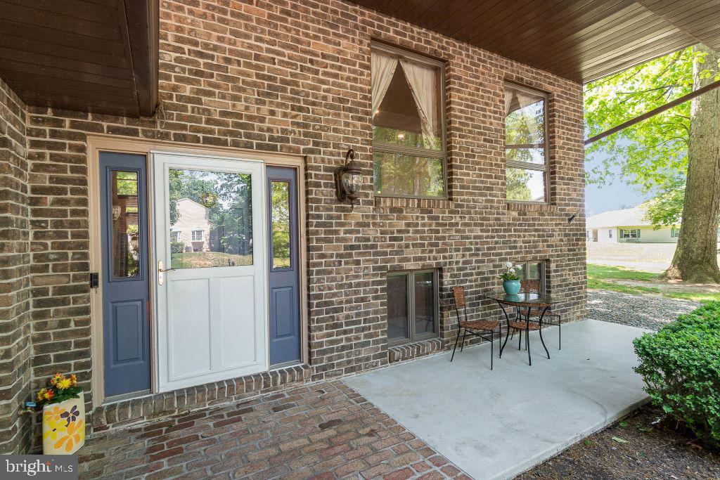 41 Timber Lane Hanover, PA 17331 - Photo 3 of 28