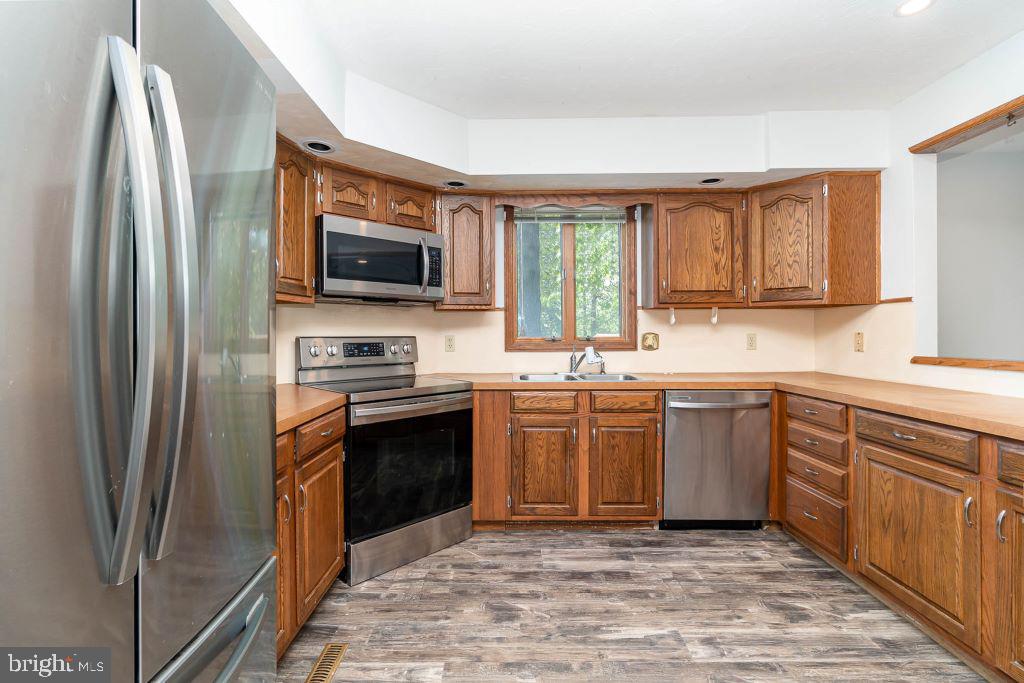 41 Timber Lane Hanover, PA 17331 - Photo 8 of 28