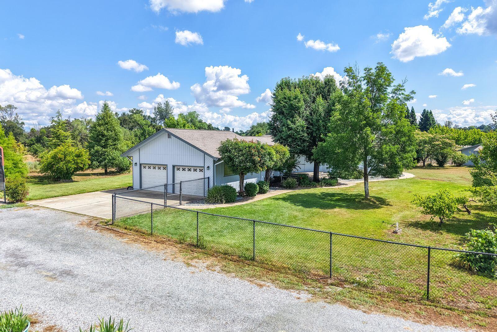 22162 Silver Spur Road Palo Cedro, CA 96073 - Photo 32 of 80 lDD5EO0w