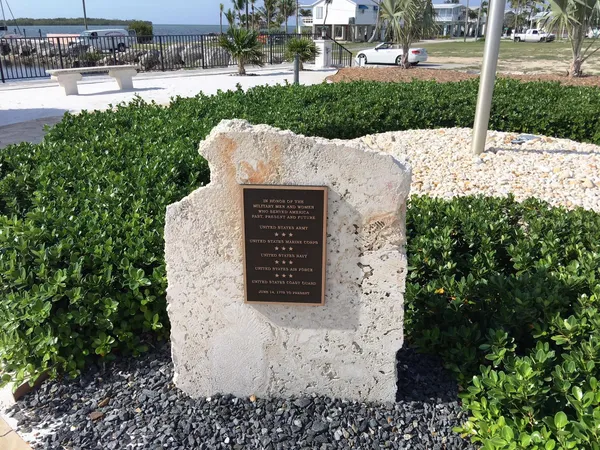 $439,000 | 814 South Emerald Drive, Key Largo, FL 33037