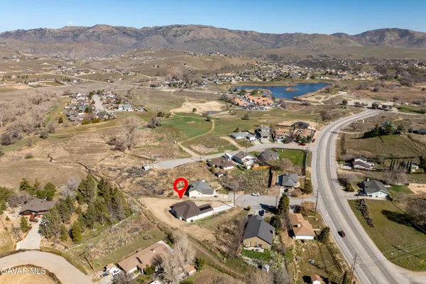 $499,950 | 22613 Royal Place, Tehachapi, CA 93561