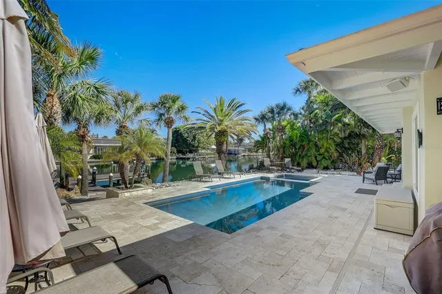 $32,850 | 39 South Polk Drive, Sarasota, FL 34236