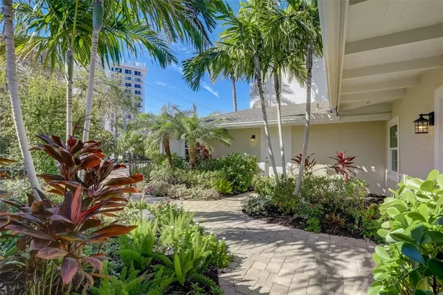 $32,850 | 39 South Polk Drive, Sarasota, FL 34236