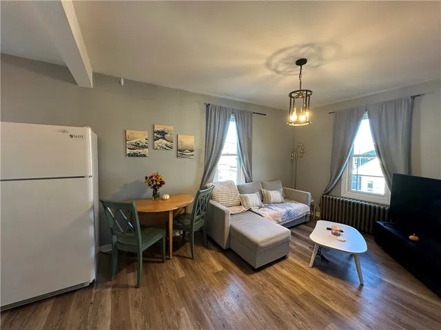 $1,700 | 49 East Bowery Street, Unit 3, Newport, RI 02840