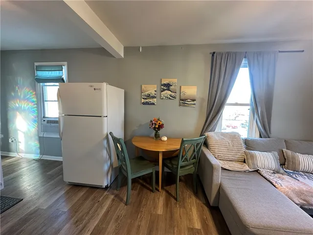 $1,700 | 49 East Bowery Street, Unit 3, Newport, RI 02840
