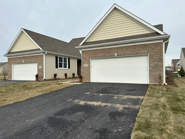 $449,900 | 1076 Freedom Road, Elburn, IL 60119