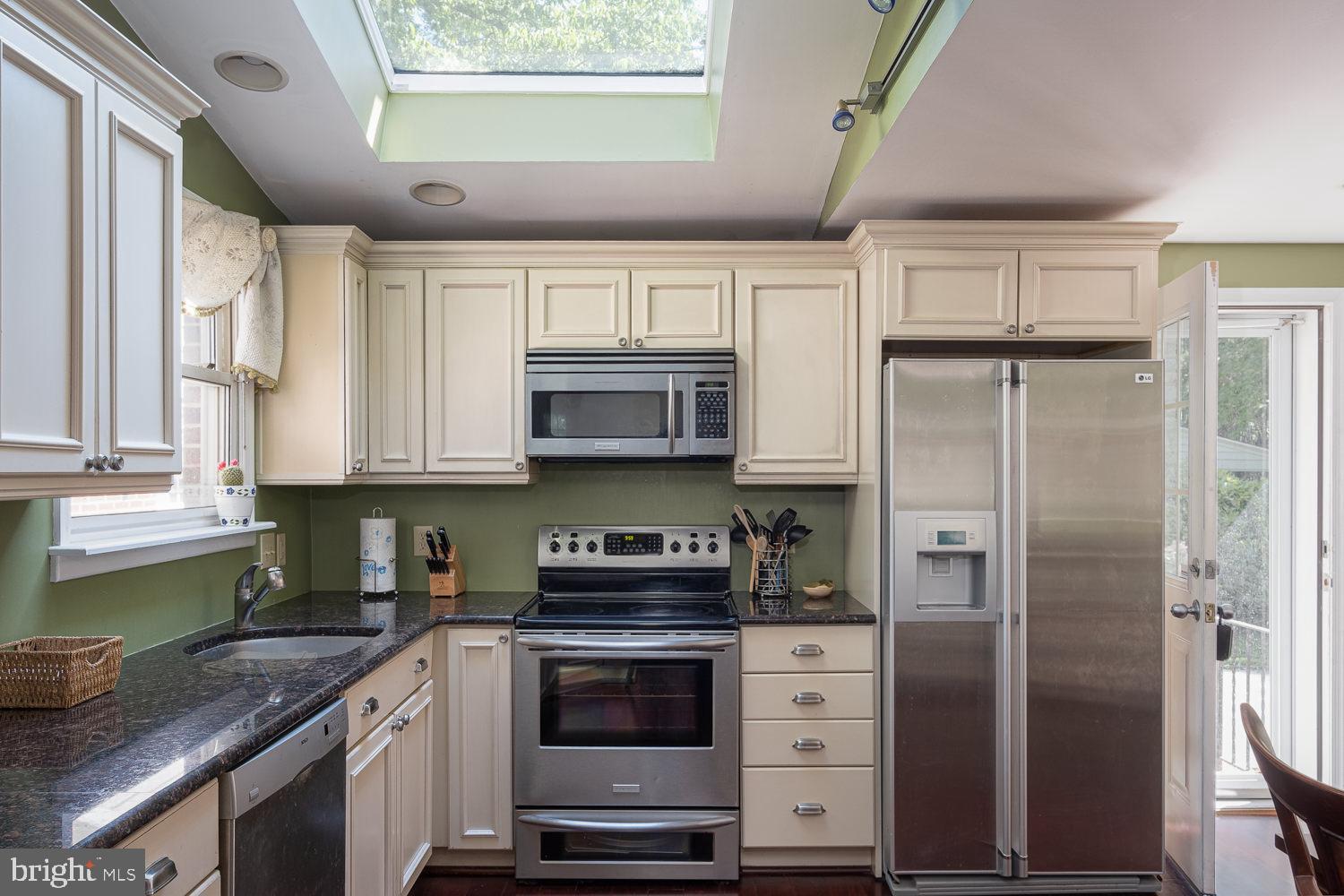 717 Hemlock Road Media, PA 19063 - Photo 8 of 27 Gallery Image 8