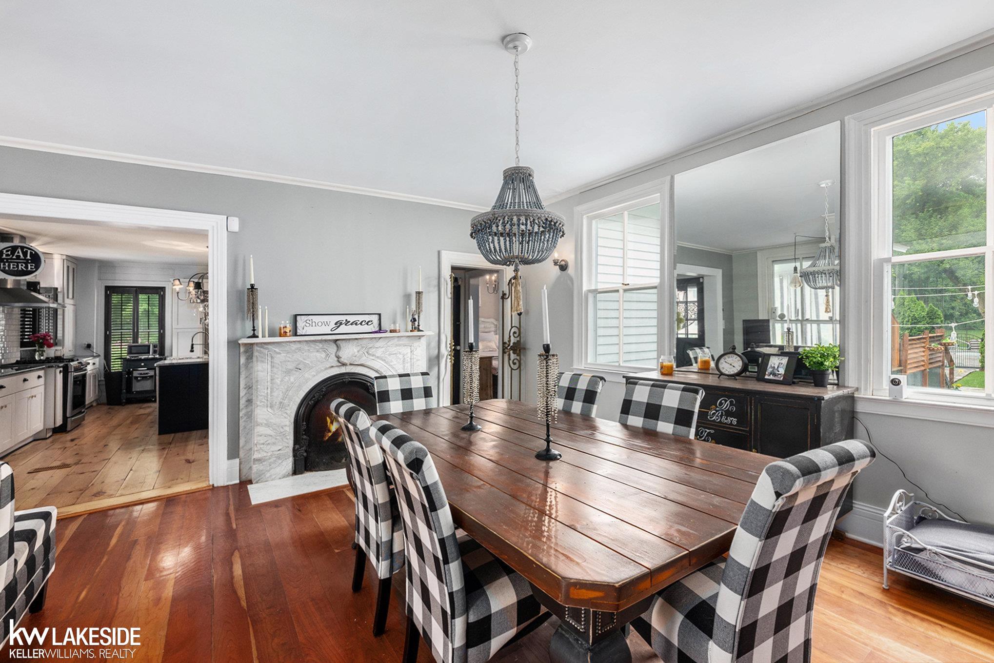 295 North Main Street Romeo, MI 48065 - Photo 14 of 47 Dining Room