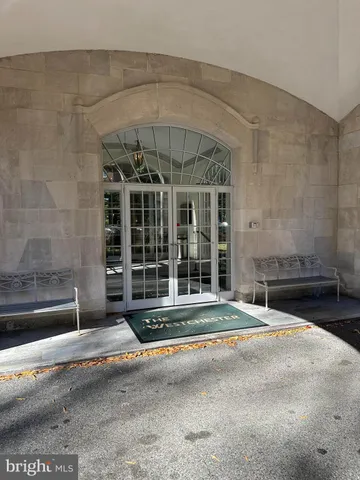 $225,000 | 4000 Cathedral Avenue Northwest, Unit 249B, Washington, DC 20016