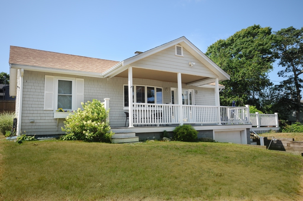 7 Glendale Road Wareham, MA 02558 - Photo 1 of 1 a front view of a house with garden
